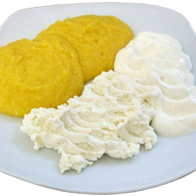  MAMALIGA CU BRANZA SI SMANTANA (400g)