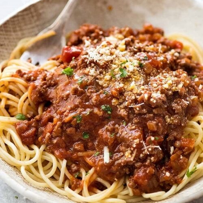  SPAGHETTI BOLOGNESE (350g)