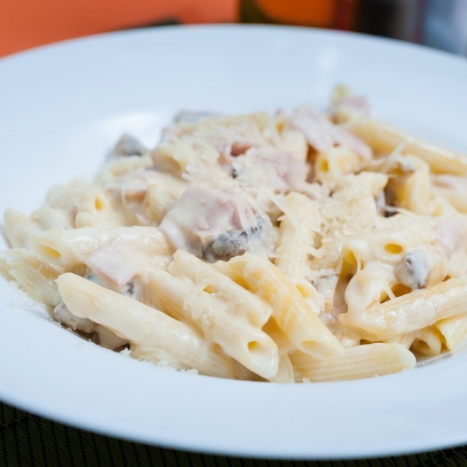  PENNE PROSCIUTTO FUNGHI (350g)